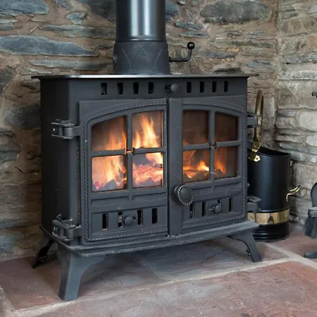 3 Bed In Sz421 *
