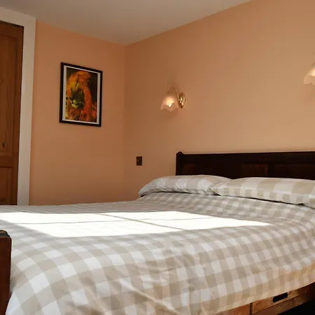 Holiday home 3 Bed In Sz421